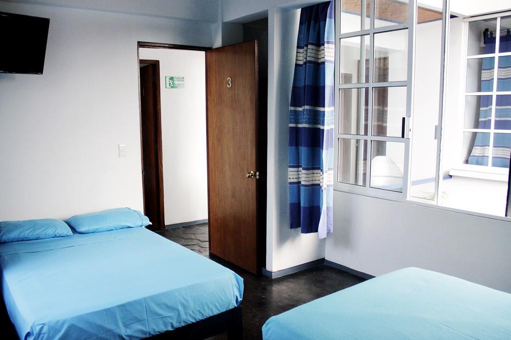 סנטה קרוז הואטולקו Hostal Azul Y Blanco מראה חיצוני תמונה