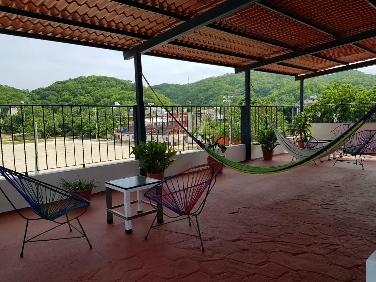 סנטה קרוז הואטולקו Hostal Azul Y Blanco מראה חיצוני תמונה